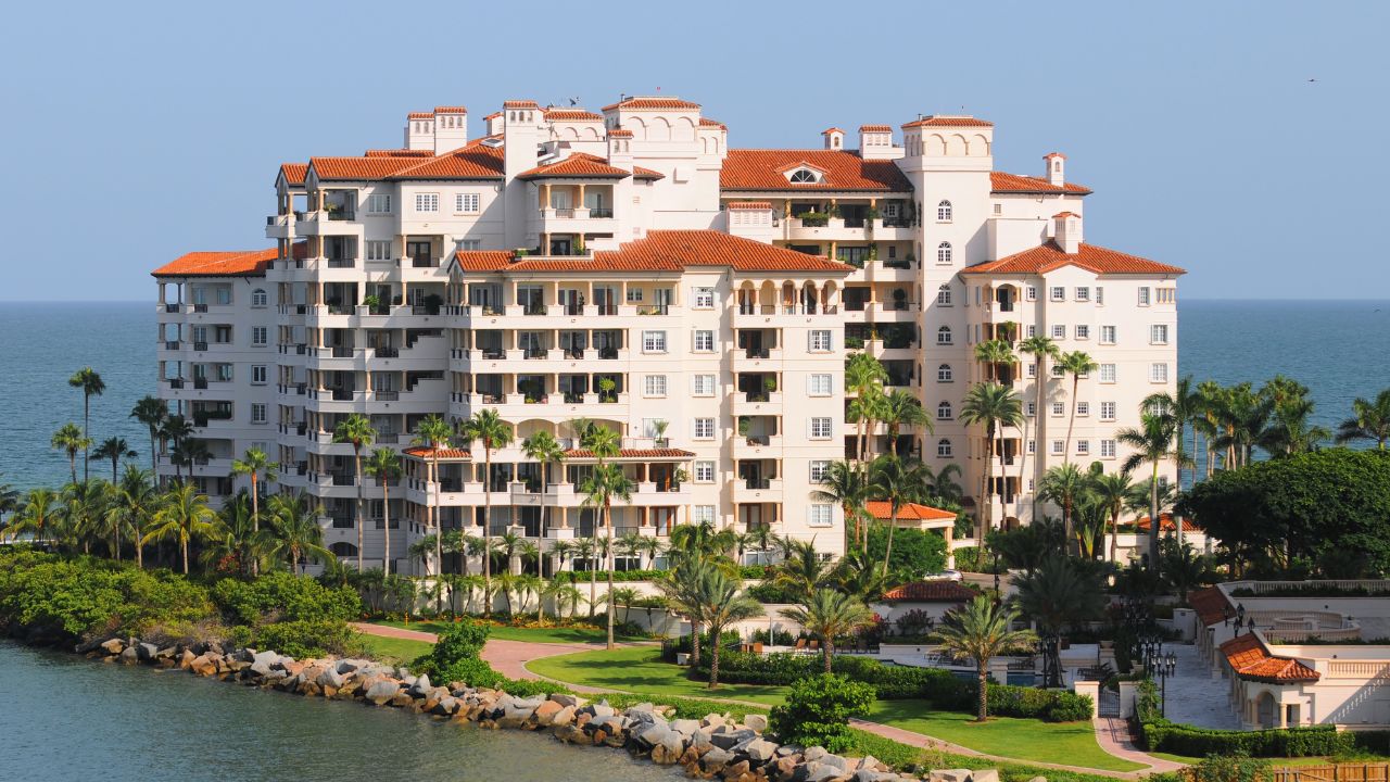 Condotels vs. Timeshares